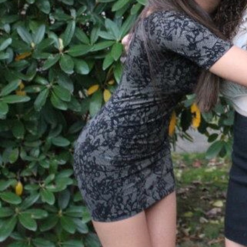 Bodycon lace patterned dress